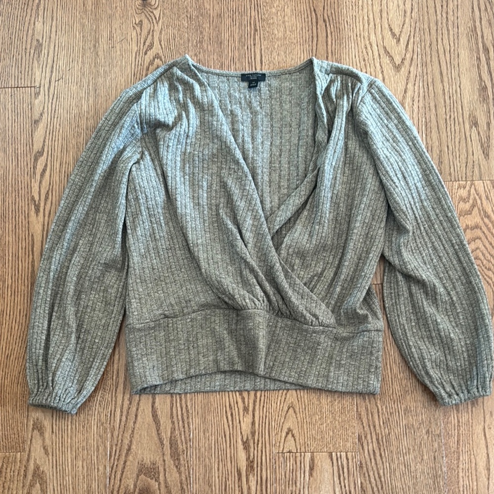 Ann Taylor Taupe Ribbed Knit Top